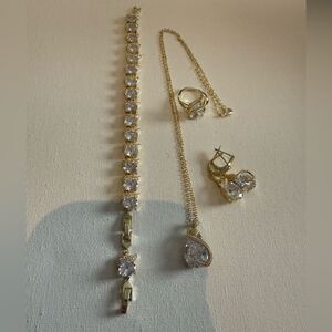 NEW Ever Faith Gold Necklace Set with Crystal Accents 4pc Set